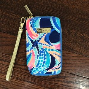 Lilly Pulitzer Cell Phone Wristlet in Ocean Jewels